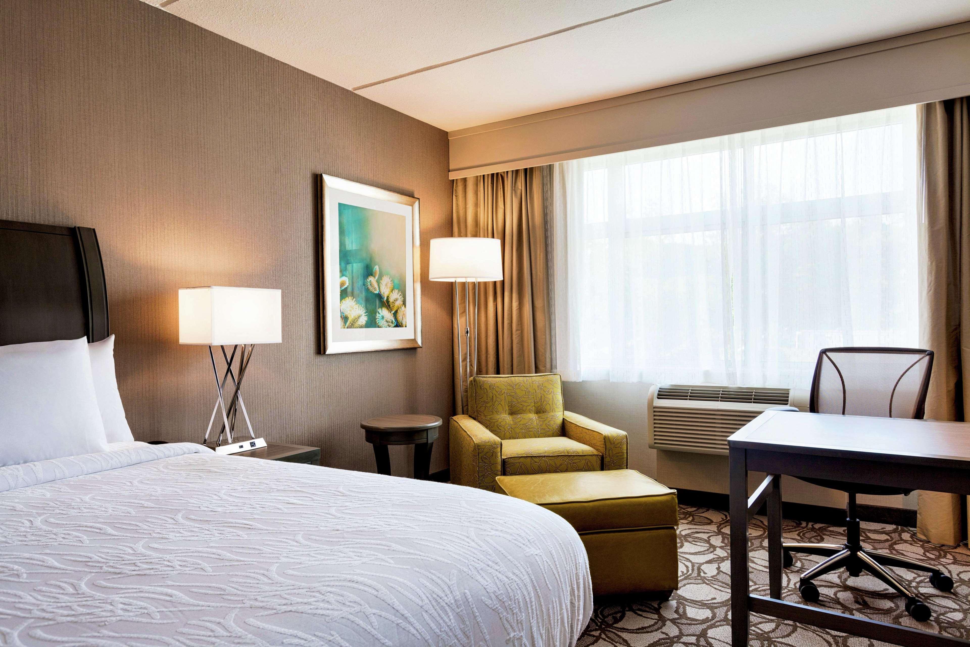 Hilton Garden Inn Lenox Pittsfield Exterior foto